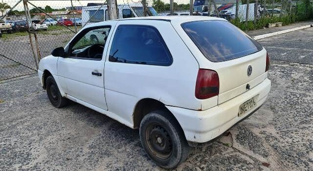 Veículo Gol apreendido na Pedra Ferrada. (Foto: Divulgação/ Polícia Civil)