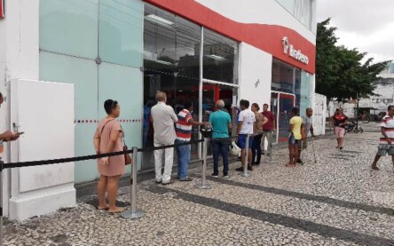 Bancos, agências bancárias