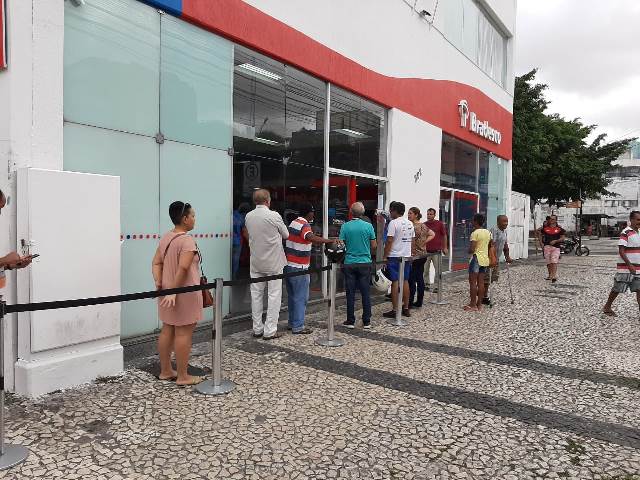 Bancos, agências bancárias