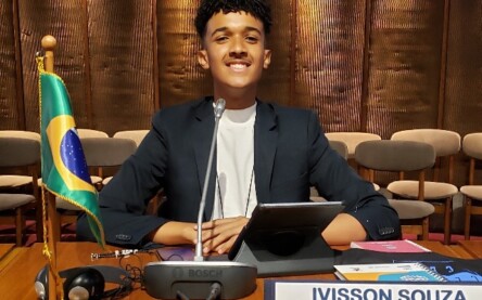 Estudante de Feira de Santana Ivisson Souza Ribeiro no Chile