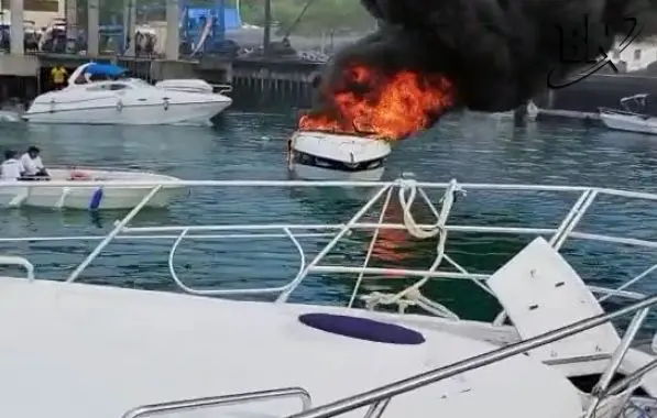 Lancha pega fogo no Bahia Marina_ Foto Bahia Notícias