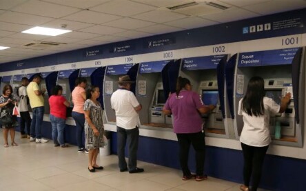 Agências da Caixa, bancos