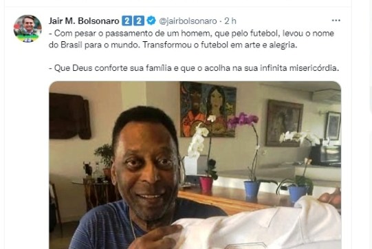 Bolsonaro lamenta morte de Pelé