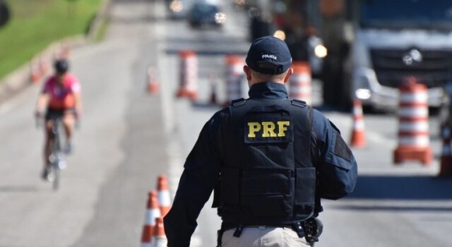 PRF fiscalização nas rodovias