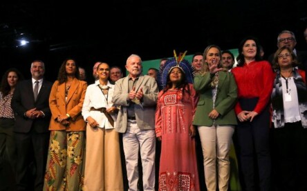 Presidente eleito Luiz Inácio Lula da Silva faz pronunciamento em Brasília