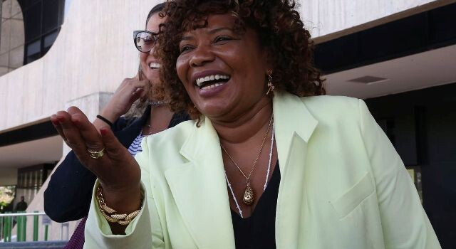 A cantora Margareth Menezes da Purificação, fala à imprensa no CCBB Brasília