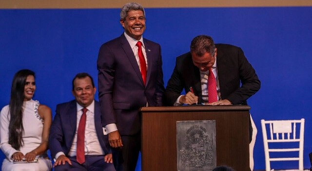 transmissão de cargo