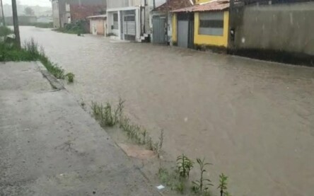 Prefeito reitera pedido à Câmara de autorização de empréstimo para obras de drenagem