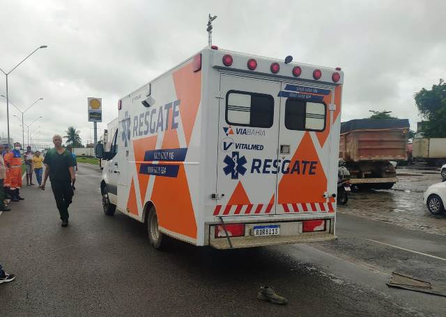 Motociclista morre vítima de atropelamento na BR-324. (Foto: Reprodução/ PRF)