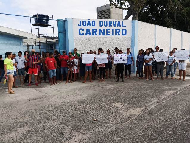 Manifestação Colégio João Durval_Foto Paulo José_Acorda Cidade