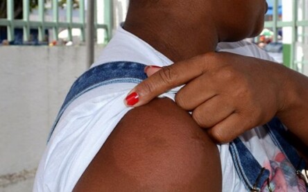 Feira-de-Santana-registrou-leve-reducao-de-casos-de-hanseniase-JORGE-MAGALHAES-VACINA-640