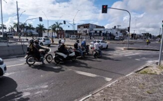 Viaduto da João Durval com a Presidente _ Foto Ed Santos _ Acorda Cidade