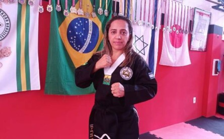 Professora Gabriela Farias _ Krav Magá_ Foto Ed Santos_Acorda Cidade