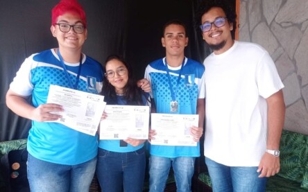 Estudantes ganham medalha de prata em Olimpíada Nacional _ Foto Ed Santos_Acorda Cidade