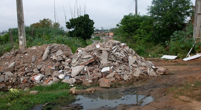 Moradores do bairro Mangabeira