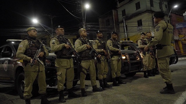 PM intensifica a segurança de cobradores e motoristas em trajetos até empresas de ônibus