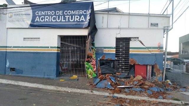 Muniz Ferreira: Bandidos explodem caixa eletrônico na madrugada deste domingo