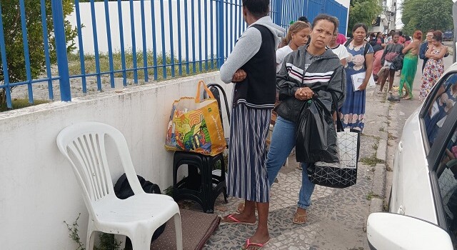 Pais em filas