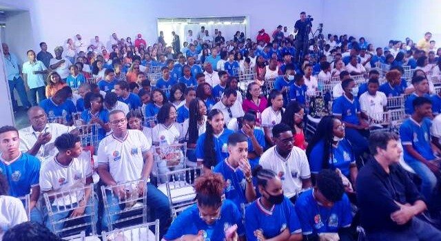 Inauguração escola em Amélia Rodrigues_ Foto Ney Silva_ Acorda Cidade