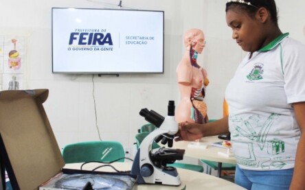 Laboratórios em Escolas Municipais_ Foto Sara Silva_ Secom Feira