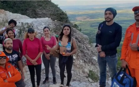 Grupo fica perdido em trilha na Bahia e é resgatado por bombeiros
