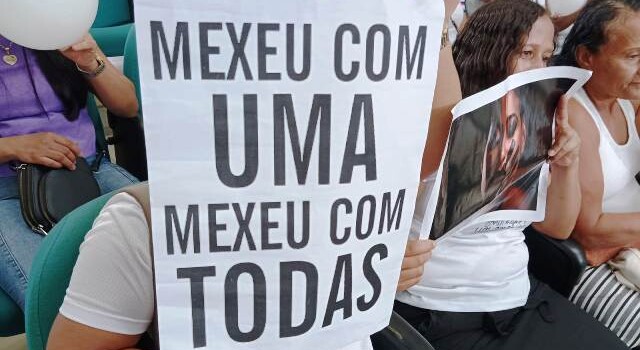 Protesto de mulheres contra machismo na Câmara_ Foto Paulo José_Acorda Cidade
