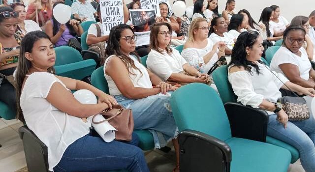 Protesto de mulheres contra machismo na Câmara_ Foto Paulo José_Acorda Cidade
