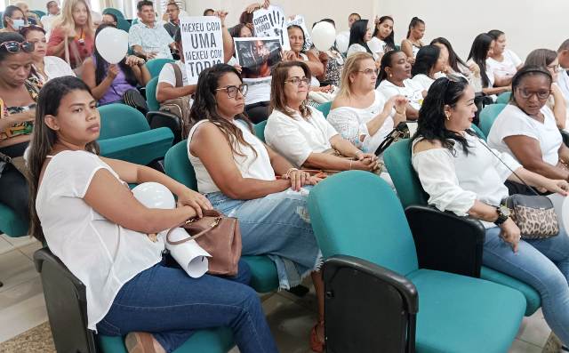 Protesto de mulheres contra machismo na Câmara_ Foto Paulo José_Acorda Cidade