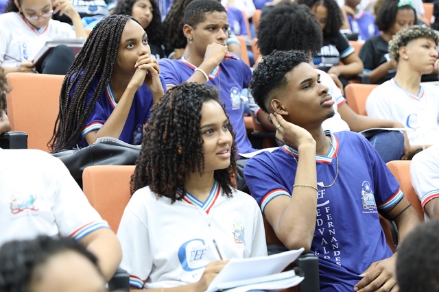 Enem-5-Claudionor-Jr-estadual-colegio-publico