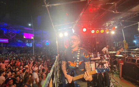 Após apresentação no Carnaval de Salvador, Tuca Fernandes afirma expectativa pela Micareta