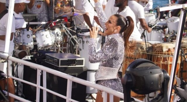 Ivete Sangalo no circuito Dodô_ Foto Fred Pontos Bahia Notícias