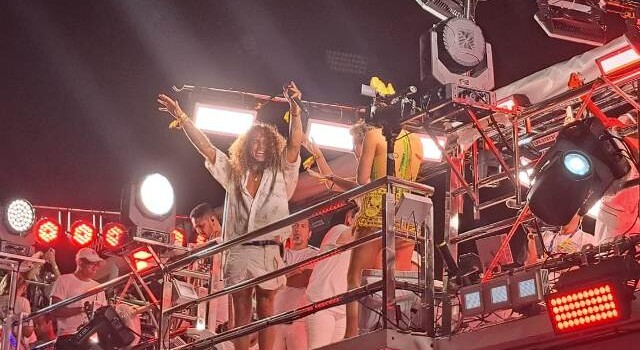 Cantor Vitão e Claudia Leitte_ Foto Sérgio Di Salles