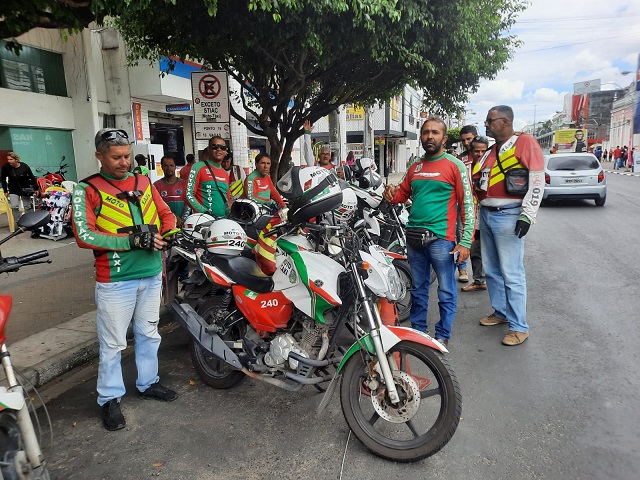 Mototaxistas de Feira de Santana