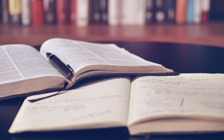 livro-livros-estudos-portugues