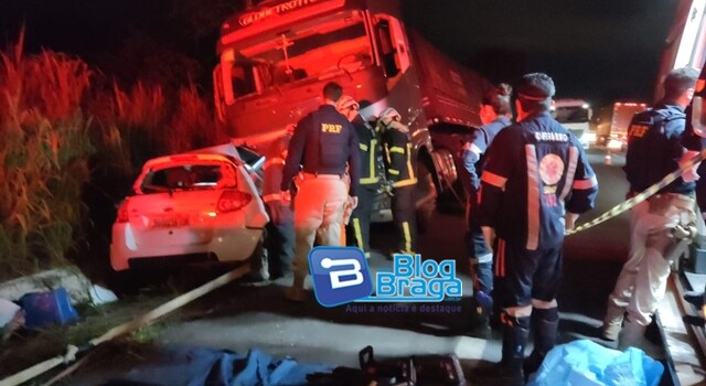 bombeiros polícia samu carreta carro volvo  colisão