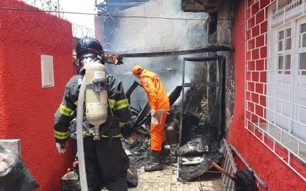 Incêndio no Tomba