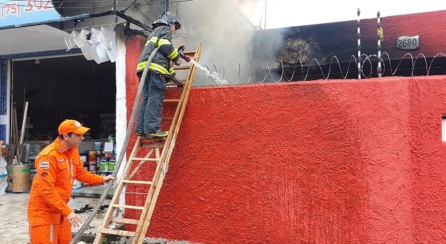 Incêndio no Tomba