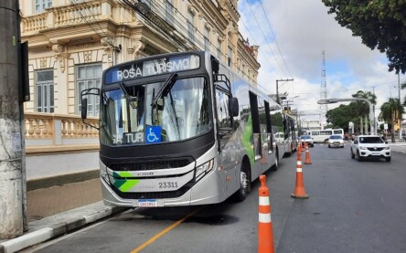 Ônibus do BRT