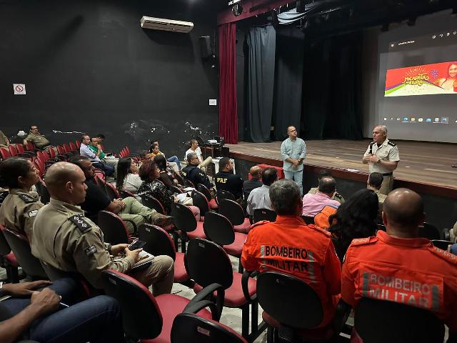 PM participa de reunião com representantes das secretarias municipais de Feira de Santana para tratar sobre a Operação Micareta 2023