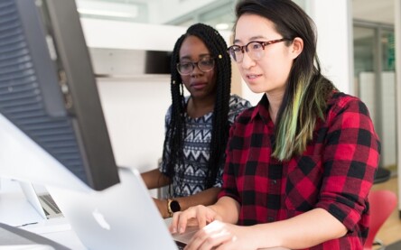 Como empreender após a universidade? Unex oferece mentoria a egressos