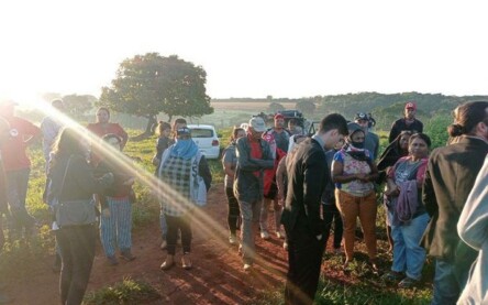 Mulheres do Movimento sem Terra ocupam fazenda em Goiás