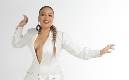 Carol Pereyr lança novo single 'Com Você Eu Colo' em abril