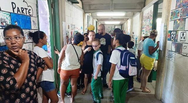 Escola municipal_ sala de aula_ foto Paulo José Acorda Cidade
