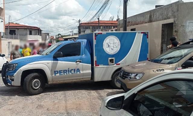 Homicídio na Rua Nova_ Foto Ed Santos Acorda Cidade