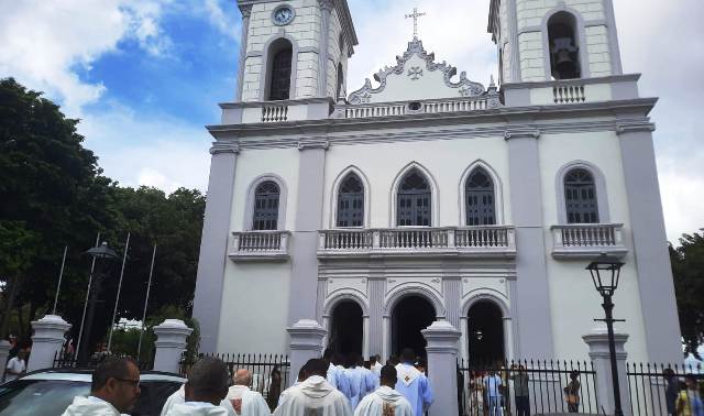 Missa dos Santos Oléos na Catedral de Sant'ana. (Foto: Ney Silva/Acorda Cidade)