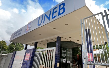 Universidade do Estado da Bahia (UNEB)