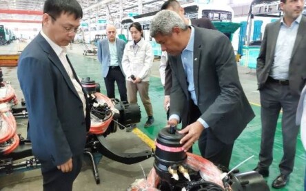 Visita à empresa BYD por Jerônimo_