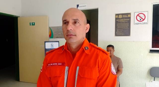 Major Emanuel Sousa_ comandante do Corpo de Bombeiros_ Ed Santos Acorda Cidade