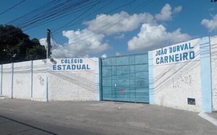Secretaria de Educação repudia agressão a adolescente em sala de aula