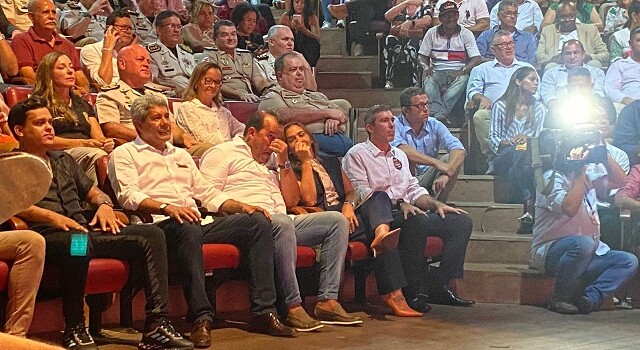 Foto Maylla Nunes - Acorda Cidade - Coletiva da Micareta governo do estado